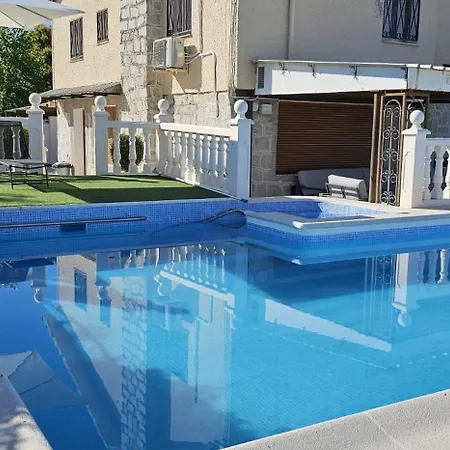 בית נופש Casa Rural Mercedes